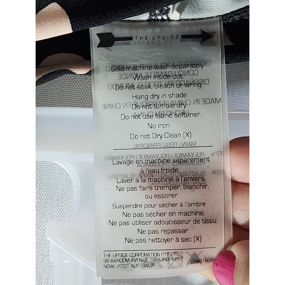 THE UPSIDE Forest Camo Midi Legging Size 8 - Picture 10 of 11